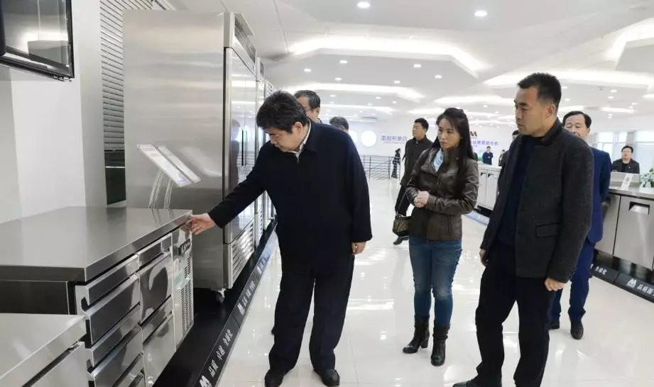 市委常委、統(tǒng)戰(zhàn)部部長(zhǎng)李家良陪同客人到濱州市(圖3)